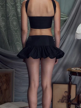 Женская короткая юбка с оборками, однотонная мини-юбка трапециевидной формы с низкой талией и шортами на подкладке, уличная одежда