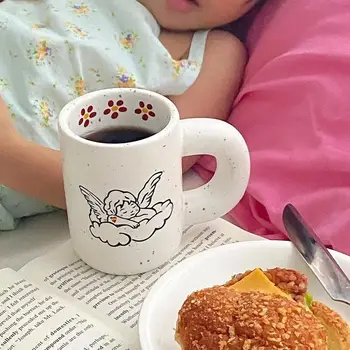 Корейская Керамическая кружка Ins Kawaii Angel Baby Cloud Кофейная Кружка Модная Винтажная Цветочная чашка для Послеобеденного чая Милая Белая чашка для питья в подарок